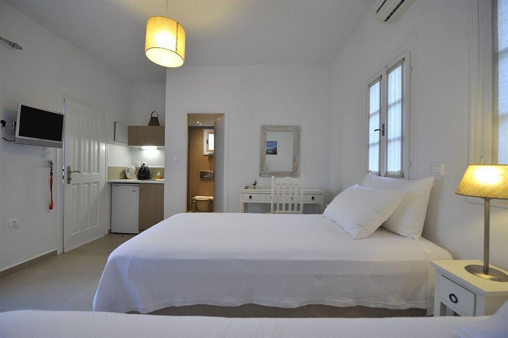 Almira Suites - Seafront - נאוסה מראה חיצוני תמונה